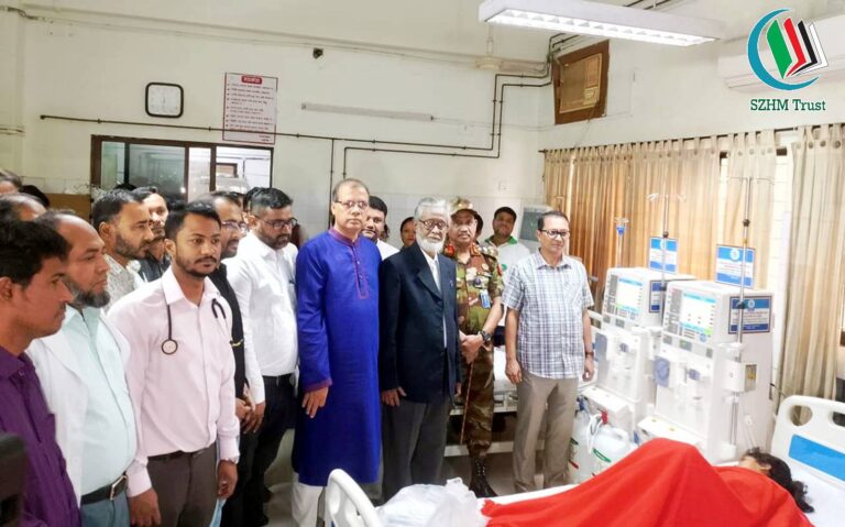 হযরত সৈয়দ জিয়াউল হক মাইজভাণ্ডারী ট্রাস্টের৩টি ডায়ালাইসিস মেশিন প্রদান